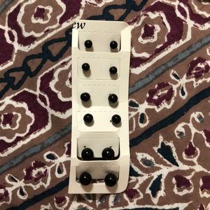 Different Size Black Pearls